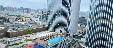Loft Affaires | Vue depuis le balcon