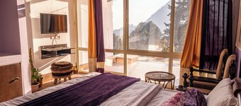 Budget friendly, enchanting bed & breakfast with WiFi in Bhimtal, Nainital
