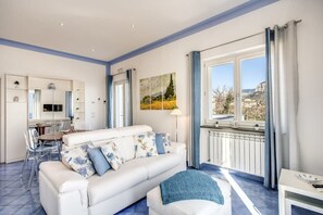 Villa | 3 bedrooms, iron/ironing board, Internet - Belvedere Delle Sirene (Sant'Agnello)