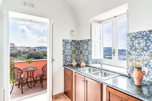 Villa | 6 bedrooms, Internet