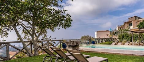 Villa | 6 Schlafzimmer, Internetzugang