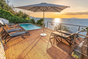 Villa | 6 bedrooms, iron/ironing board, Internet