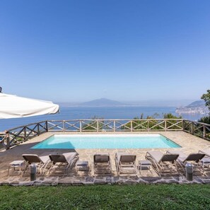 Villa | 6 slaapkamers, een strijkplank/strijkijzer, internet