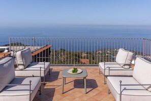 Villa | 6 slaapkamers, een strijkplank/strijkijzer, snel internet