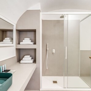 Villa | 6 soverom, strykejern/-brett og internett