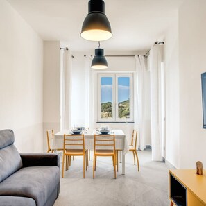 Apartment | 2 Schlafzimmer, Bügeleisen/Bügelbrett, Internetzugang