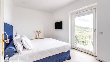 Villa | 6 bedrooms, Internet