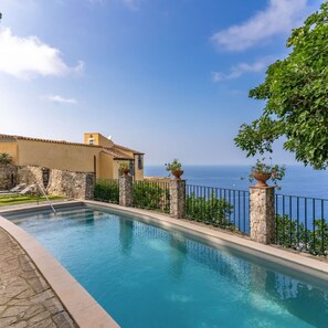 Vila | 5 quartos, ferros/tábuas de passar roupa