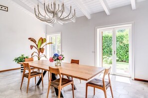Villa | 3 chambres, fer et planche à repasser, Internet