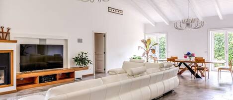 빌라 | 3 개의 침실, 다리미/다리미판, 인터넷