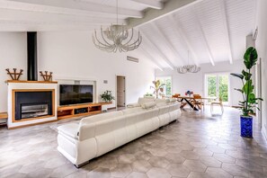 Villa | 3 sovrum, strykjärn/strykbräda och internet