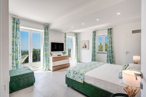 Villa | 4 bedrooms, iron/ironing board, Internet - Villa Andrilla in Massa Lubrense (Massa Lubrense)