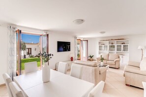 Huvila | 5 makuuhuonetta, internet