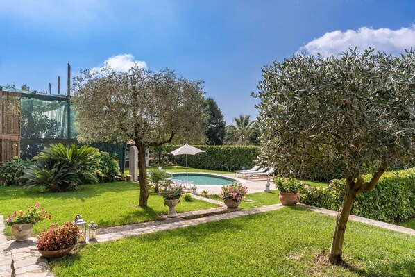 Villa | 5 bedrooms, Internet