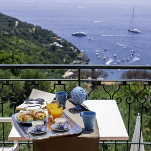 4 bedrooms, Internet - Villa Nausicaa in Nerano (Massa Lubrense)