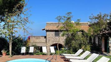 Villa | 4 Schlafzimmer, Bügeleisen/Bügelbrett, Internetzugang