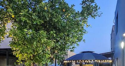 4 Bed Vila Fully Airconditioned - Hot Tub - 12 Min Airport - Beach 8 Min Drive