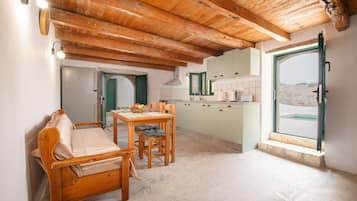 2 bedrooms, soundproofing