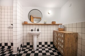 Maison, fumeurs | 2 chambres, chambres insonorisées
