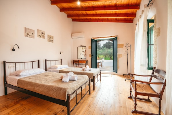 House, Smoking | 2 bedrooms, soundproofing