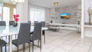 Uklassifisert bilde, 3 av 51, knapp