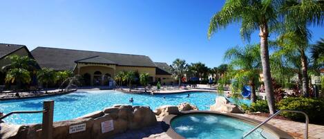 Casa | 5 habitaciones y internet