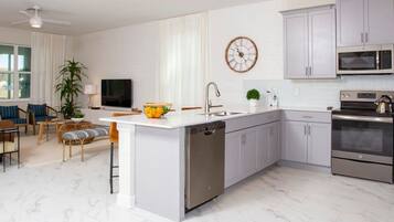 Casa | 7 quartos, ferros/tábuas de passar roupa