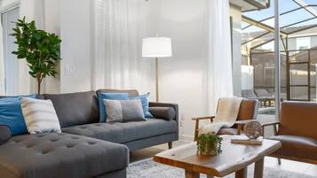 Apartemen | 4 kamar tidur, setrika/meja setrika, dan internet