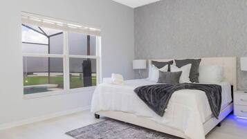 House | 4 bedrooms, iron/ironing board, Internet