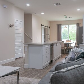 House - 4449 Lovely 5BD For Your Family (Kissimmee)