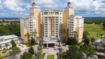 House | 5 bedrooms, Internet, bed sheets