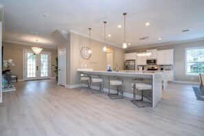 하우스 | 5 개의 침실, 인터넷, 침대 시트