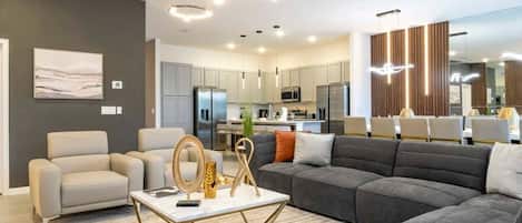 House | 12 bedrooms, iron/ironing board, Internet