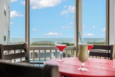 Oceanfront • Pool • 1st Floor • Sleeps 8 • Views