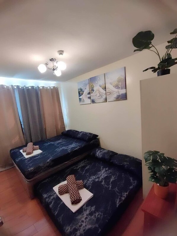 2 bedrooms, WiFi, bed sheets