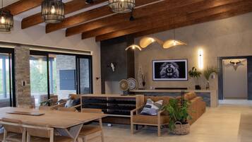 4 bedrooms