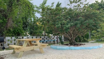 Căn hộ | 2 phòng ngủ, bàn