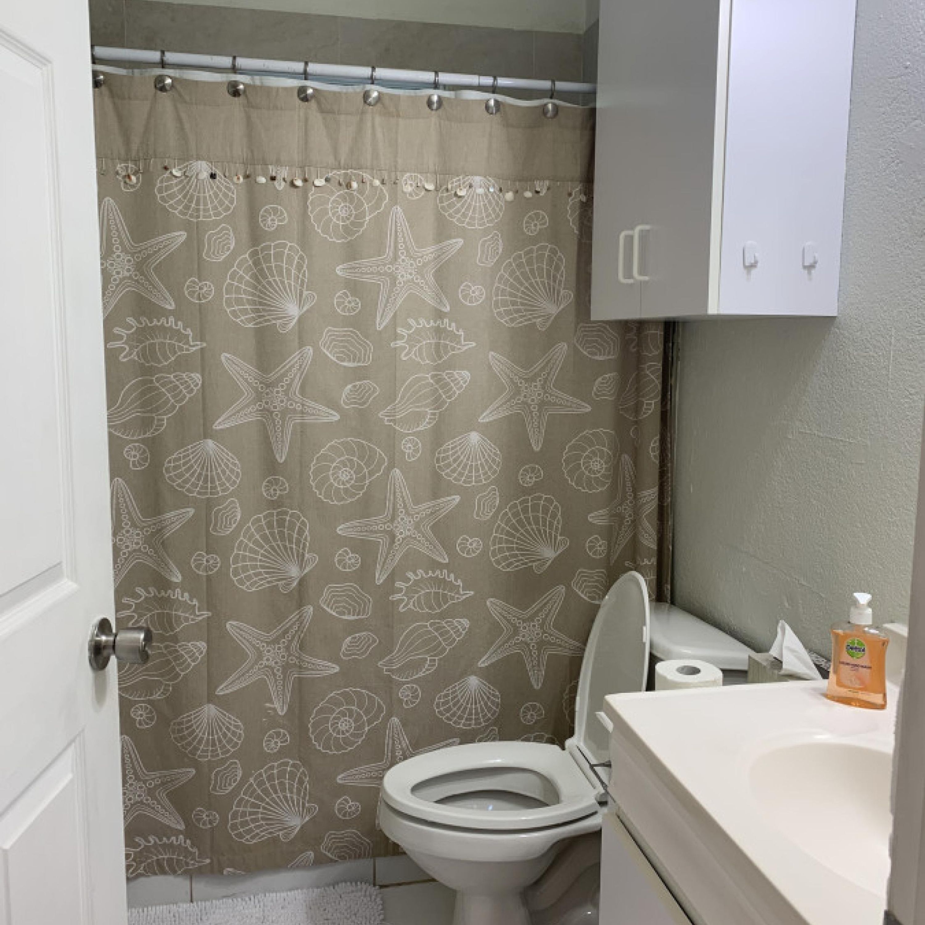 Apartment | Bathroom