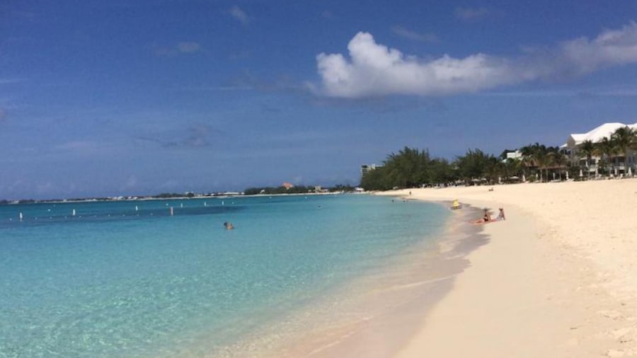 3 Suites BP Steps to Beach