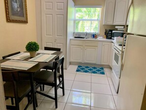 Apartment | 1 bedroom - S2A Blue Pavilion - Beach Transfers Meals Tours Island Retro Chic (West Bay)