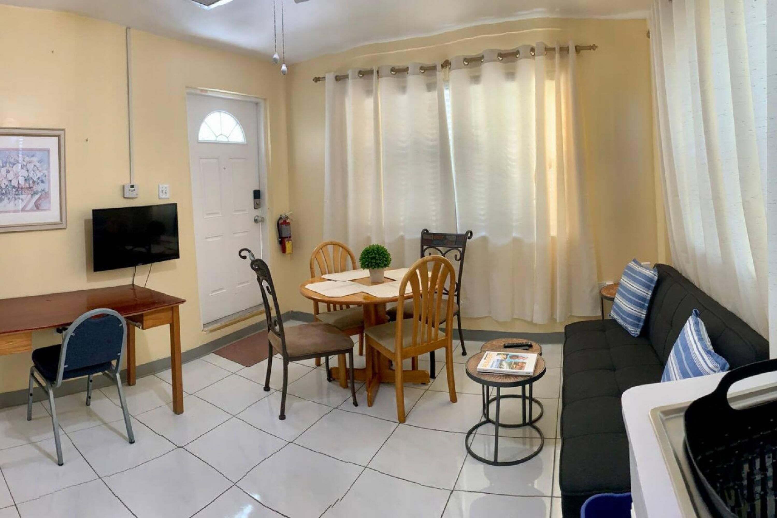 Casa | 1 dormitorio y escritorio