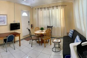 1 chambre, bureau