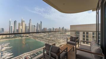 Exclusive-Apartment, 3 Schlafzimmer, Meerblick | Blick vom Balkon