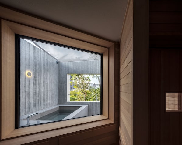 Exclusive Room +PENTHOUSE | 1 bedroom, premium bedding, down comforters, free minibar items - NOT A HOTEL FUKUOKA (Fukuoka)