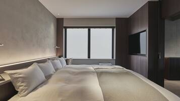 Exclusive room +ATELIER | 1 bedroom, premium bedding, down comforters, free minibar items