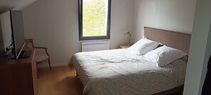 3 Schlafzimmer, Bügeleisen/Bügelbrett, WLAN, Bettwäsche