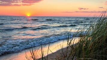 Rumah | 4 kamar tidur dan internet