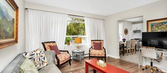 Private 2bdrm Newly Renovated - Furnished apt - U3