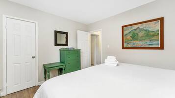 2 bedrooms, Internet