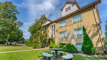 Apartment | 2 bedrooms, Internet